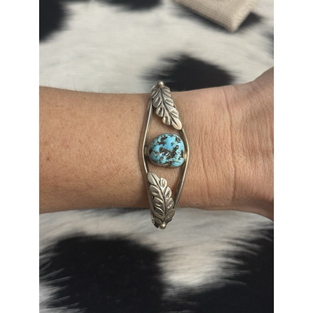 Vintage Native American Sterling Silver Turquoise Nugget Cuff Bracelet Stacker